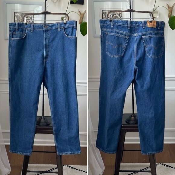 Vintage 90s Levi’s 540 Relaxed Fit Jeans USA 44 x 30 - Picture 1 of 9